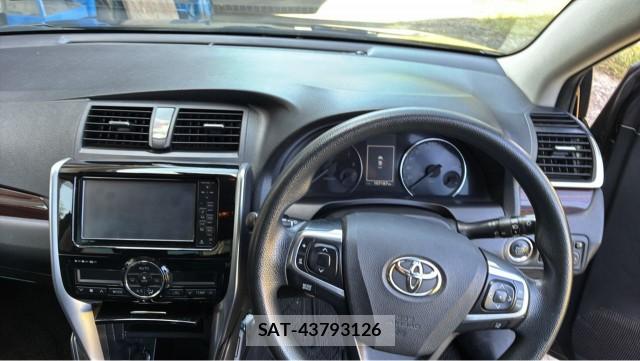 Toyota ALLION 2016-08 8753656-16
