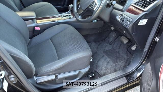 Toyota ALLION 2016-08 8753656-5