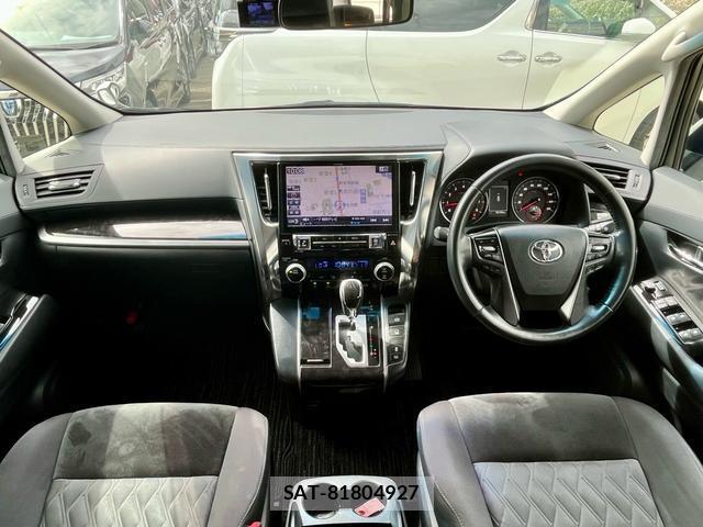 Toyota ALPHARD 2019-04 8752845-9