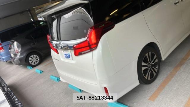 Toyota ALPHARD 2022-04 8753568-1