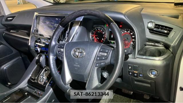 Toyota ALPHARD 2022-04 8753568-16