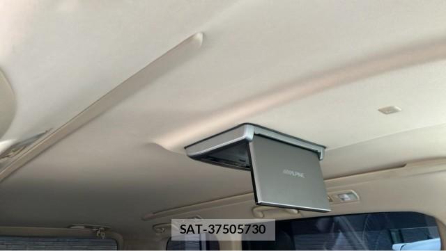 Toyota ALPHARD 2013-08 8753579-15