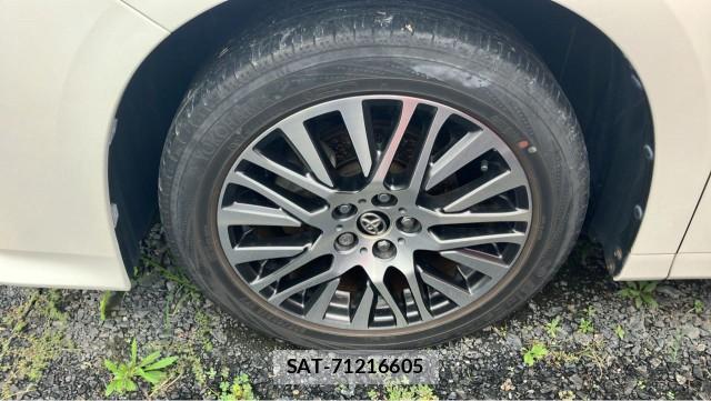 Toyota ALPHARD 2015-08 8753620-8