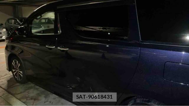 Toyota ALPHARD 2018-05 8753622-10