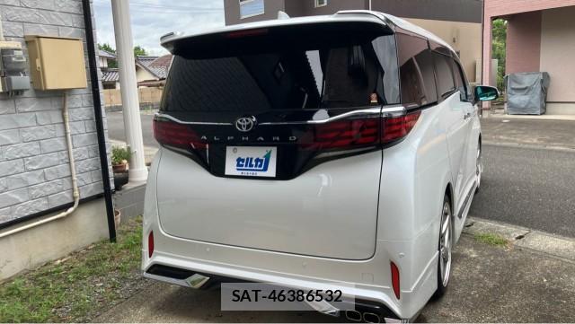 Toyota ALPHARD 2024-04 8753644-1