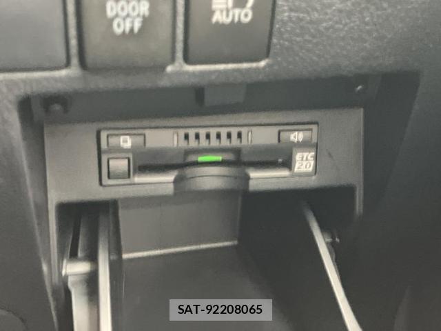 Toyota ALPHARD 2022-09 8753973-17