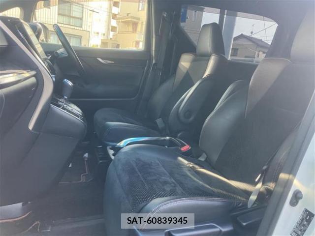 Toyota ALPHARD 2017-01 8754414-5