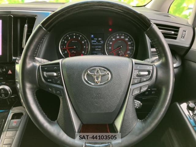Toyota ALPHARD 2022-10 8754502-14