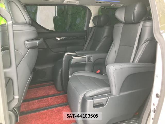 Toyota ALPHARD 2022-10 8754502-7