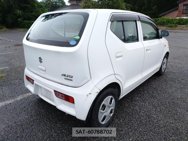 Suzuki ALTO 2015-08 8752645-2