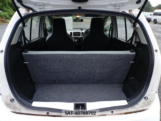 Suzuki ALTO 2015-08 8752645-5