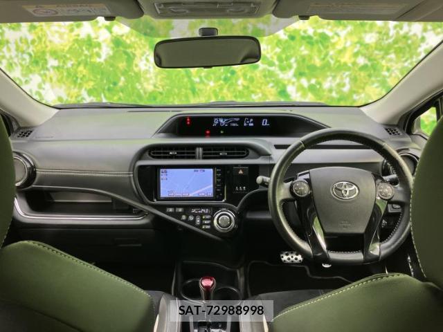 Toyota AQUA 2015-12 8752368-5