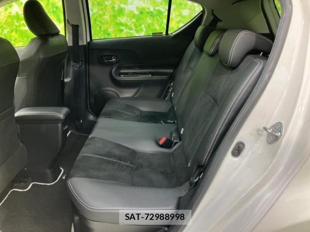 Toyota AQUA 2015-12 8752368-7