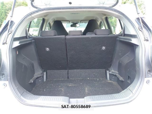 Toyota AQUA 2023-08 8752591-7