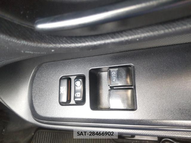 Toyota AQUA 2016-08 8752603-13