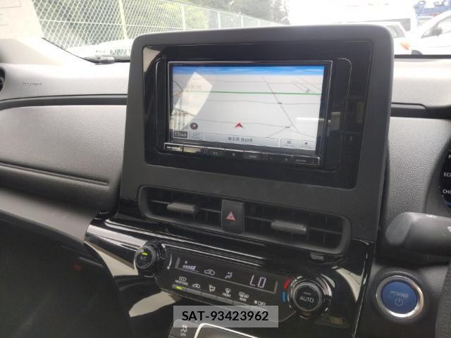 Toyota AQUA 2023-08 8752607-10