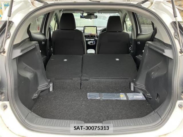 Toyota AQUA 2022-05 8752782-7