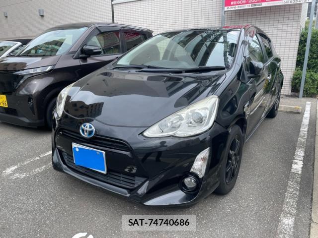 Toyota AQUA 2016-09 8752996-0