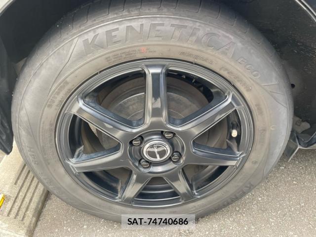 Toyota AQUA 2016-09 8752996-3