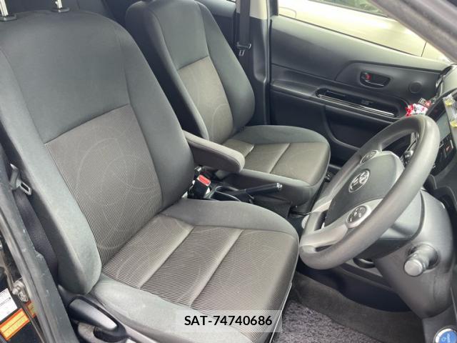Toyota AQUA 2016-09 8752996-8