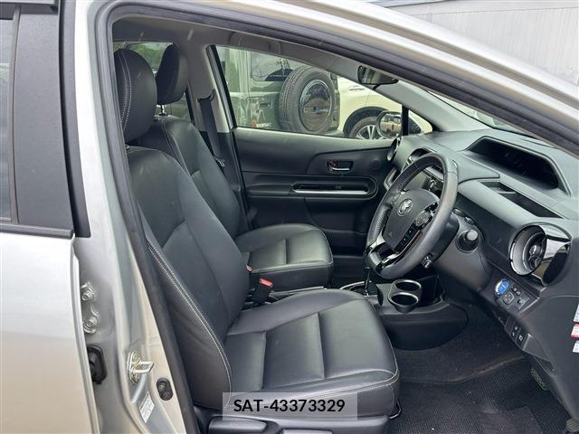 Toyota AQUA 2019-11 8753391-17