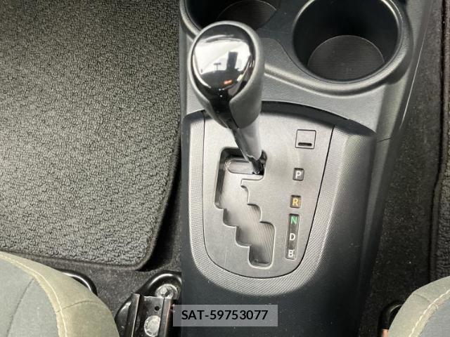 Toyota AQUA 2020-03 8753532-16