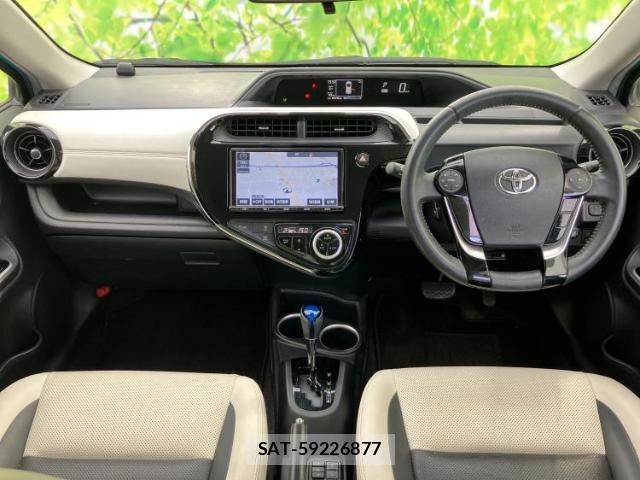 Toyota AQUA 2017-08 8753533-3