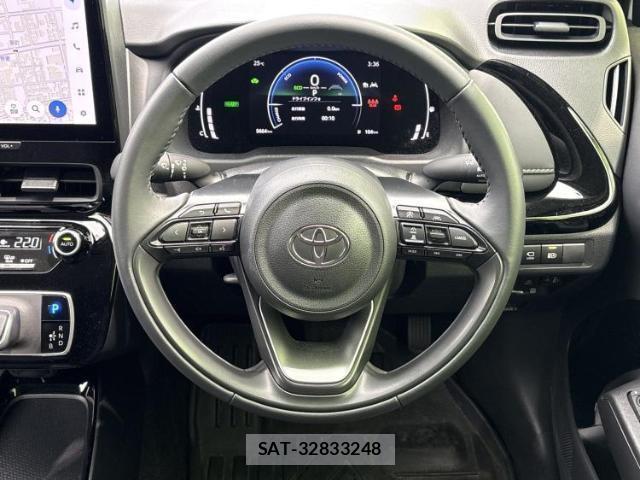 Toyota AQUA 2025-09 8754342-15