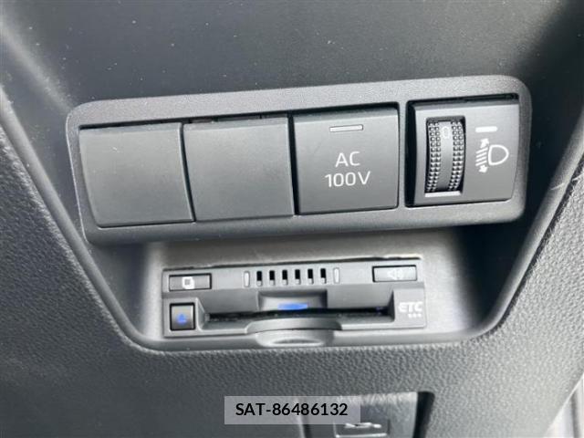 Toyota AQUA 2022-03 8754461-14
