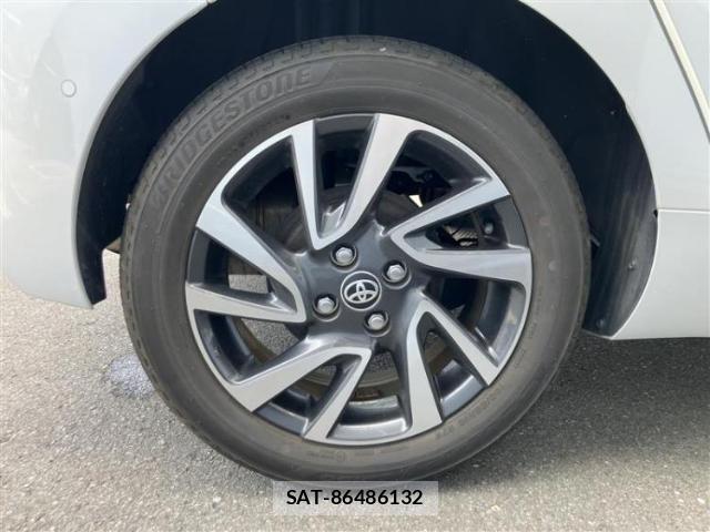 Toyota AQUA 2022-03 8754461-17