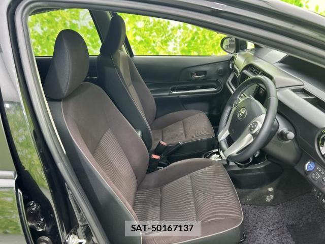 Toyota AQUA 2017-06 8754462-3