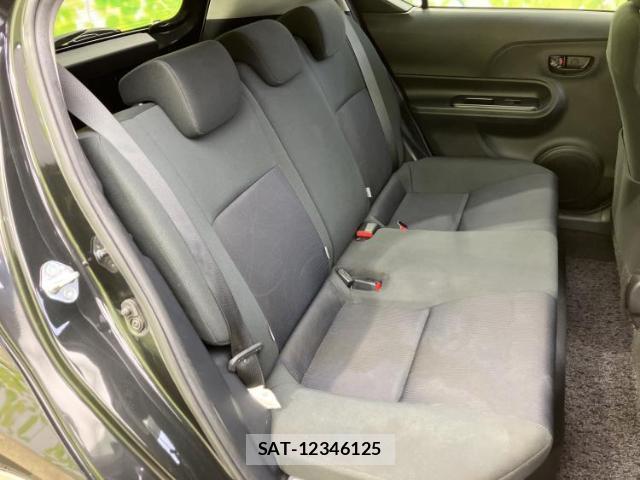 Toyota AQUA 2015-07 8754601-4