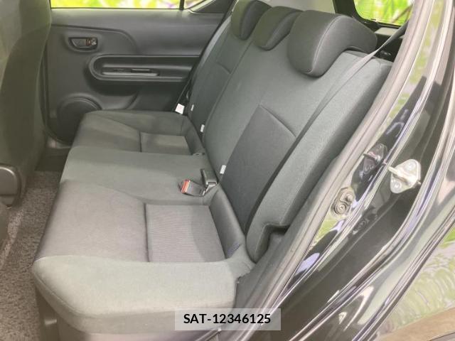 Toyota AQUA 2015-07 8754601-6