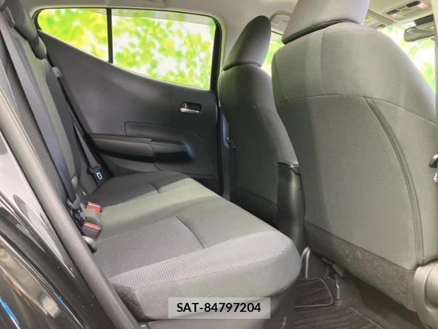 Toyota AQUA 2023-06 8754695-4