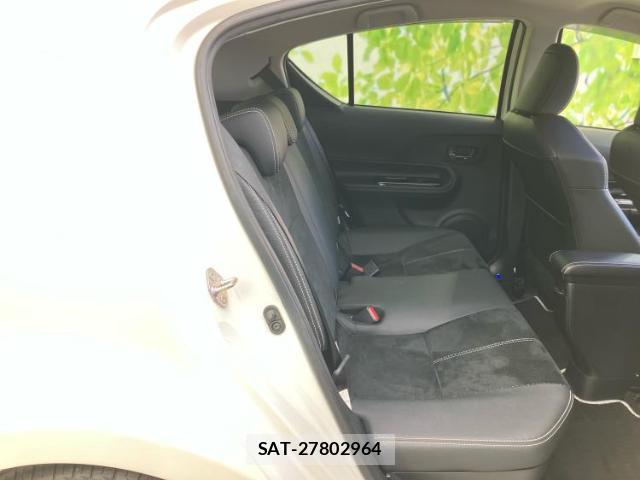 Toyota AQUA 2016-04 8754712-4
