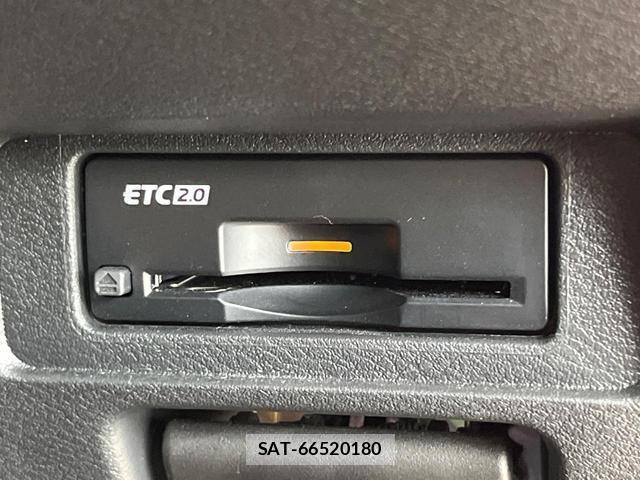 Nissan AURA 2023-12 8752969-6