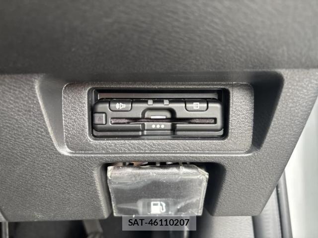 Nissan AURA 2025-04 8754472-17