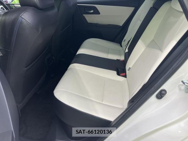 Toyota AURIS 2016-06 8754661-6