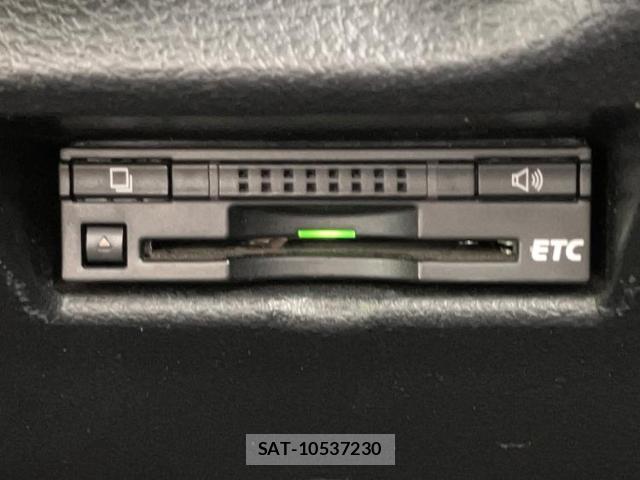 Toyota AURIS 2015-07 8754667-17