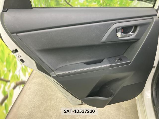 Toyota AURIS 2015-07 8754667-6