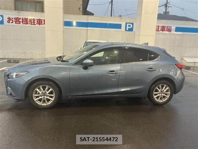 Mazda AXELA SPORT 2015-08 8754490-1