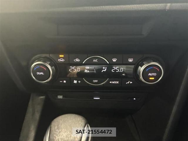 Mazda AXELA SPORT 2015-08 8754490-13