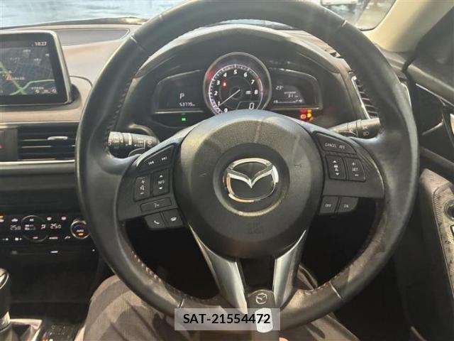 Mazda AXELA SPORT 2015-08 8754490-9