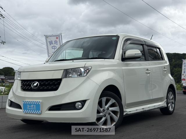 Toyota BB 2011-08 8753366-5