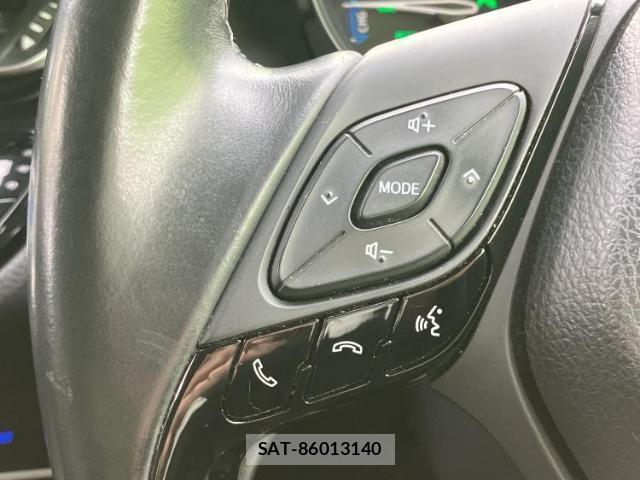 Toyota C-HR 2017-08 8752218-15