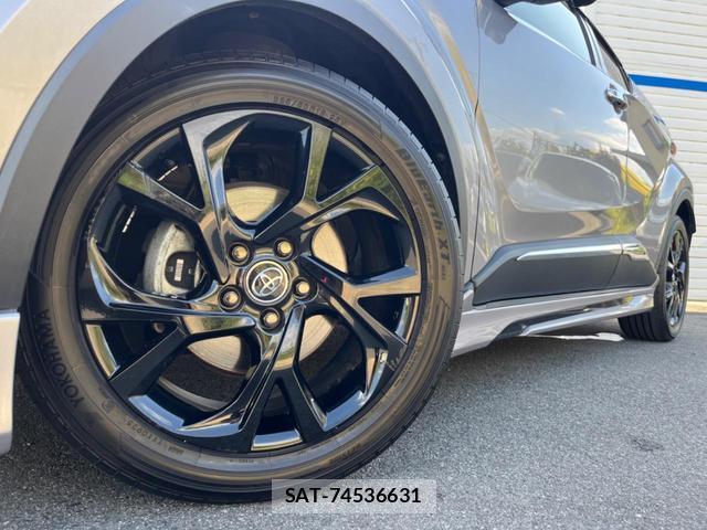 Toyota C-HR 2019-03 8752361-13