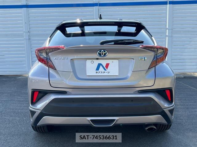 Toyota C-HR 2019-03 8752361-15
