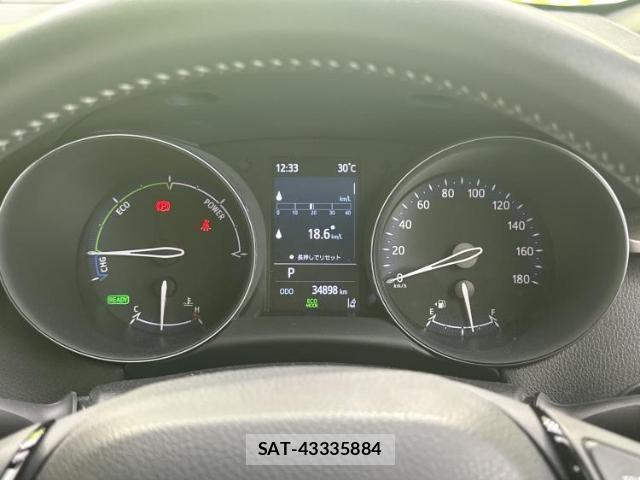 Toyota C-HR 2022-12 8754351-11