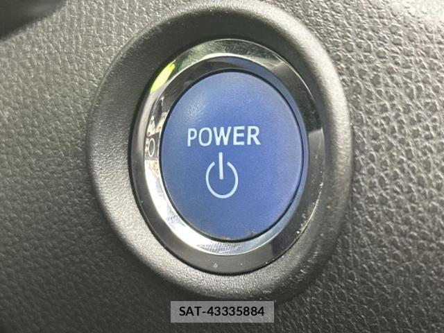 Toyota C-HR 2022-12 8754351-17