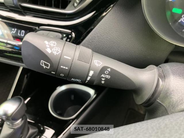 Toyota C-HR 2022-09 8754362-16